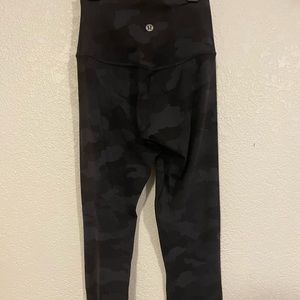 Lululemon Align HR Camo leggings 25” sz 0-2